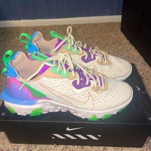 W Nike NSW React Vision | Fossil/Vachetta Tan | US 8.5